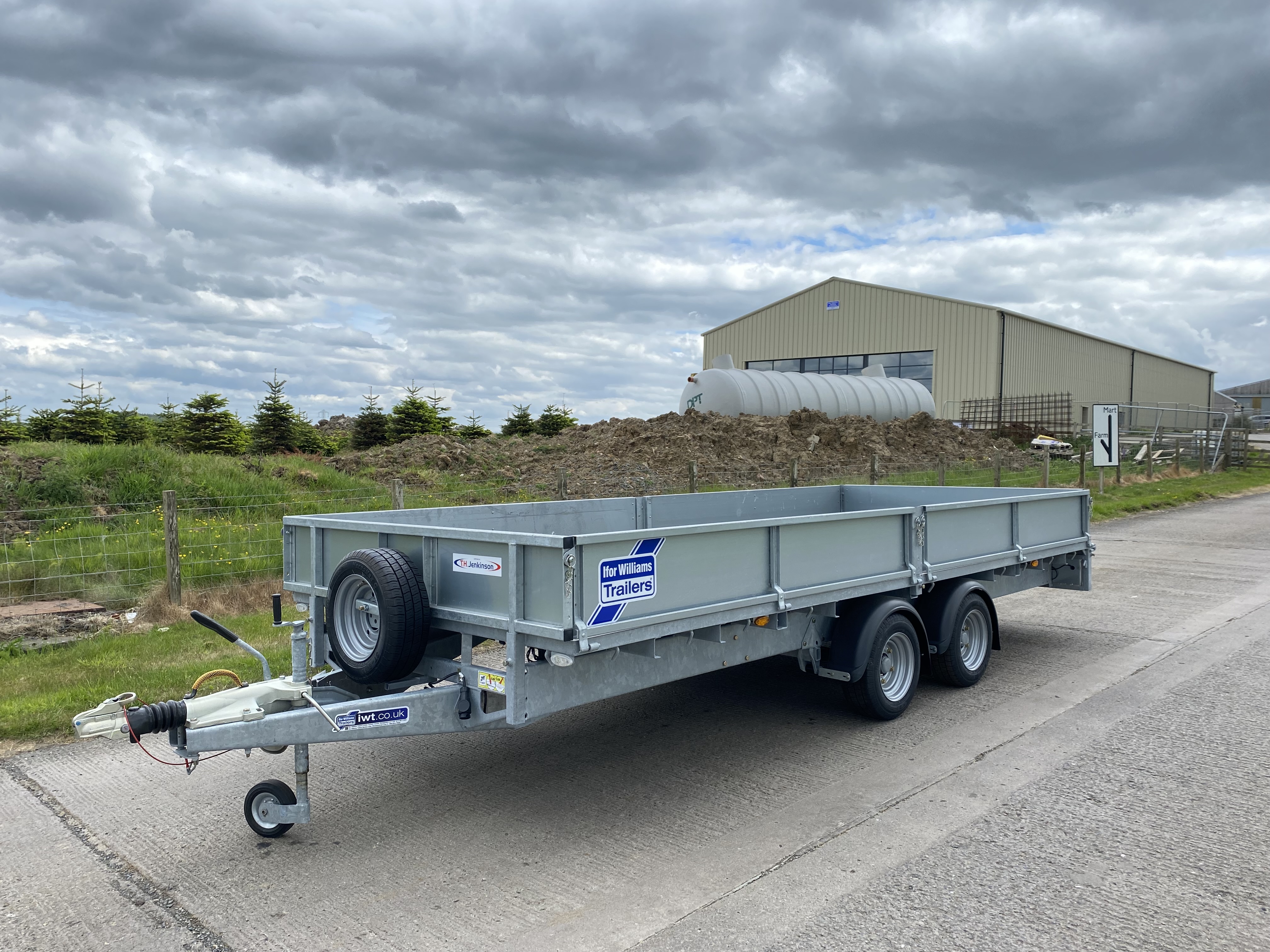 Ifor Williams LM166 (twin axle)