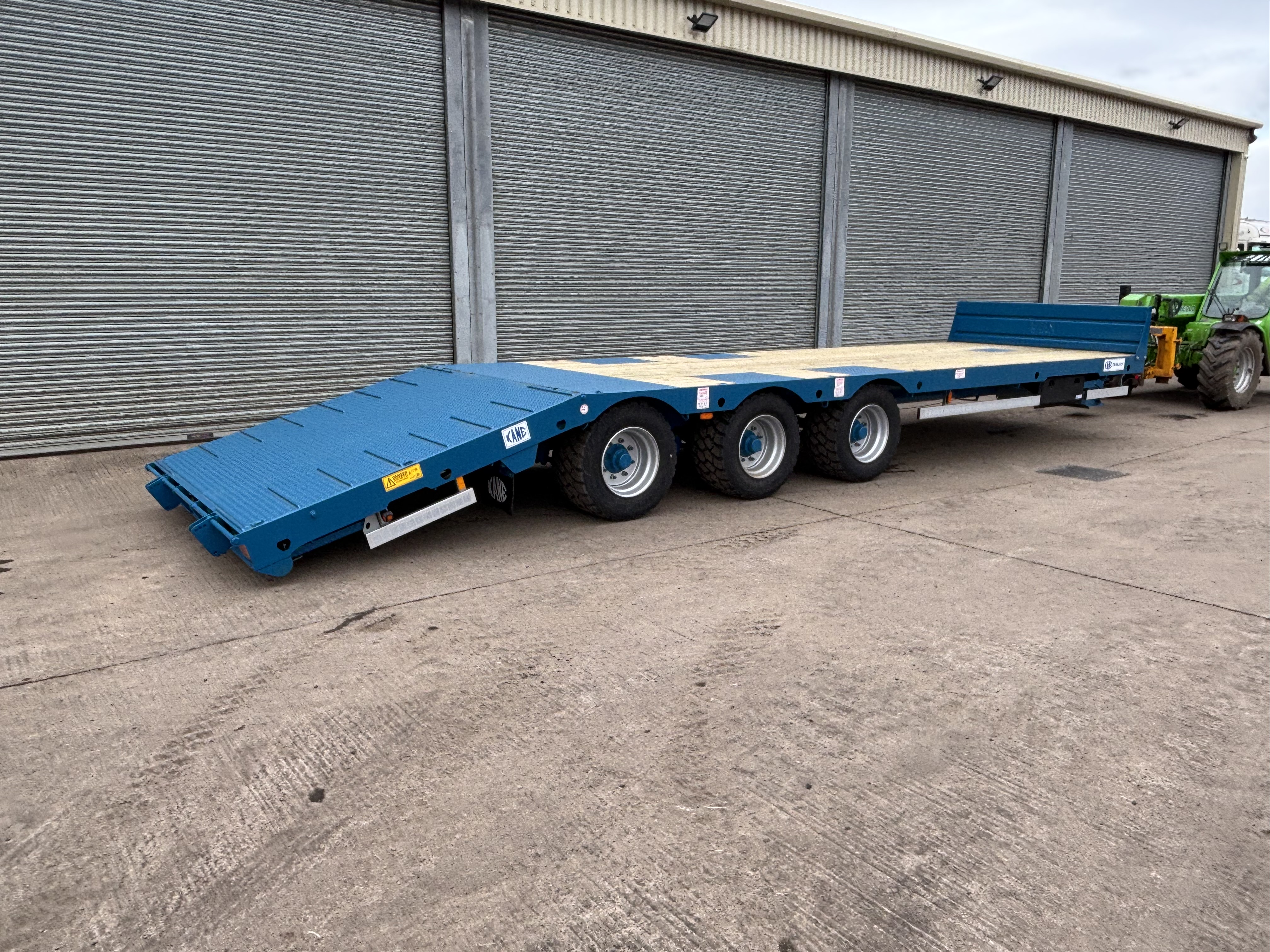 Kane 33ft Hydraulic Beavertail